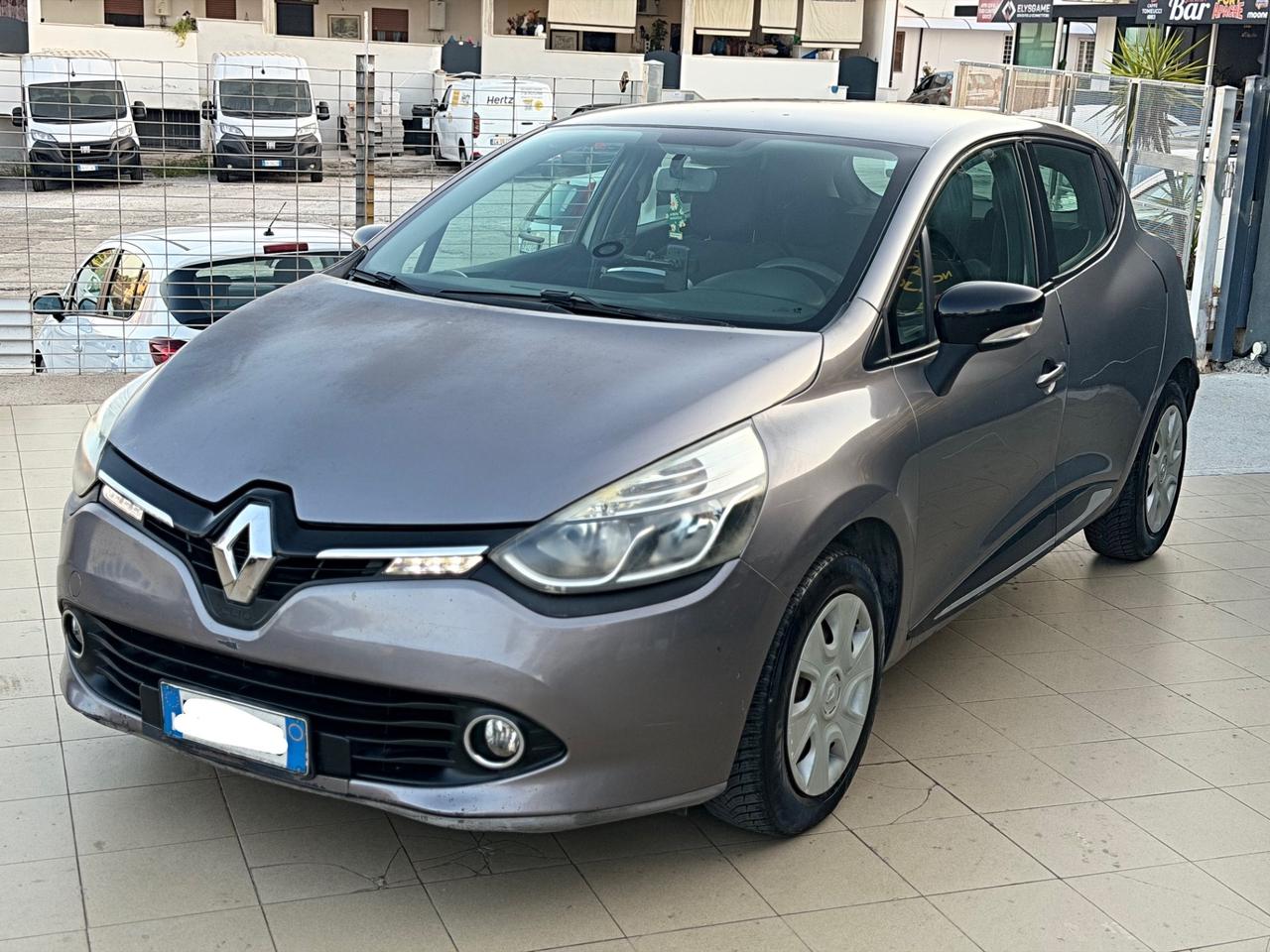 Renault Clio 1.2 75CV GPL 5 porte Live Garanzia 12 Mesi