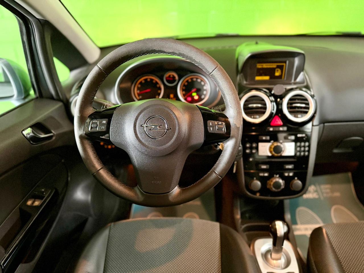 Opel Corsa 1.2 5 porte Easytronic Cosmo