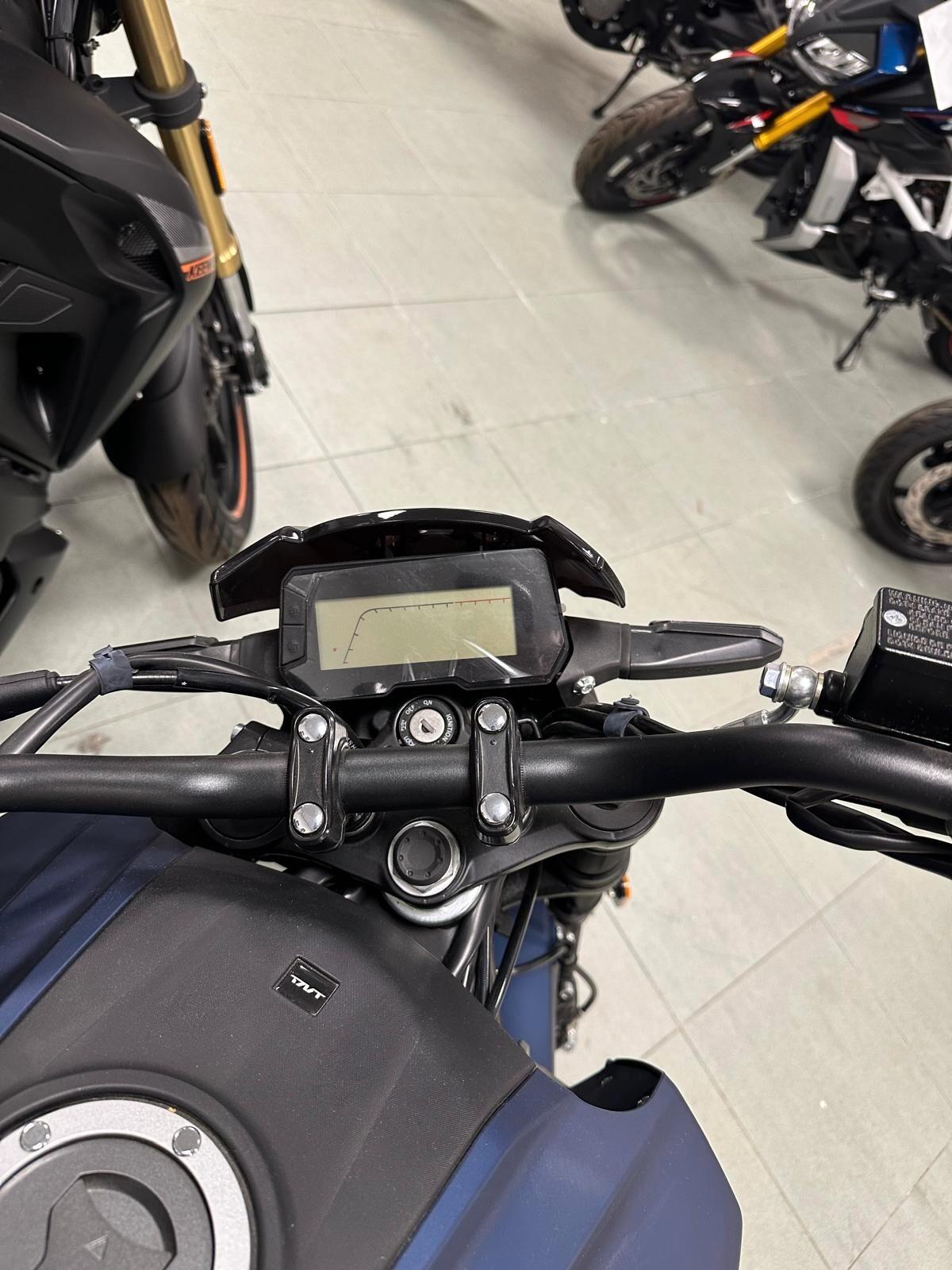 Tnt XCR 125 naked