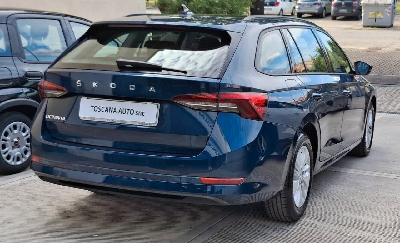 Skoda Octavia 2.0 TDI DSG Wagon 10.000km
