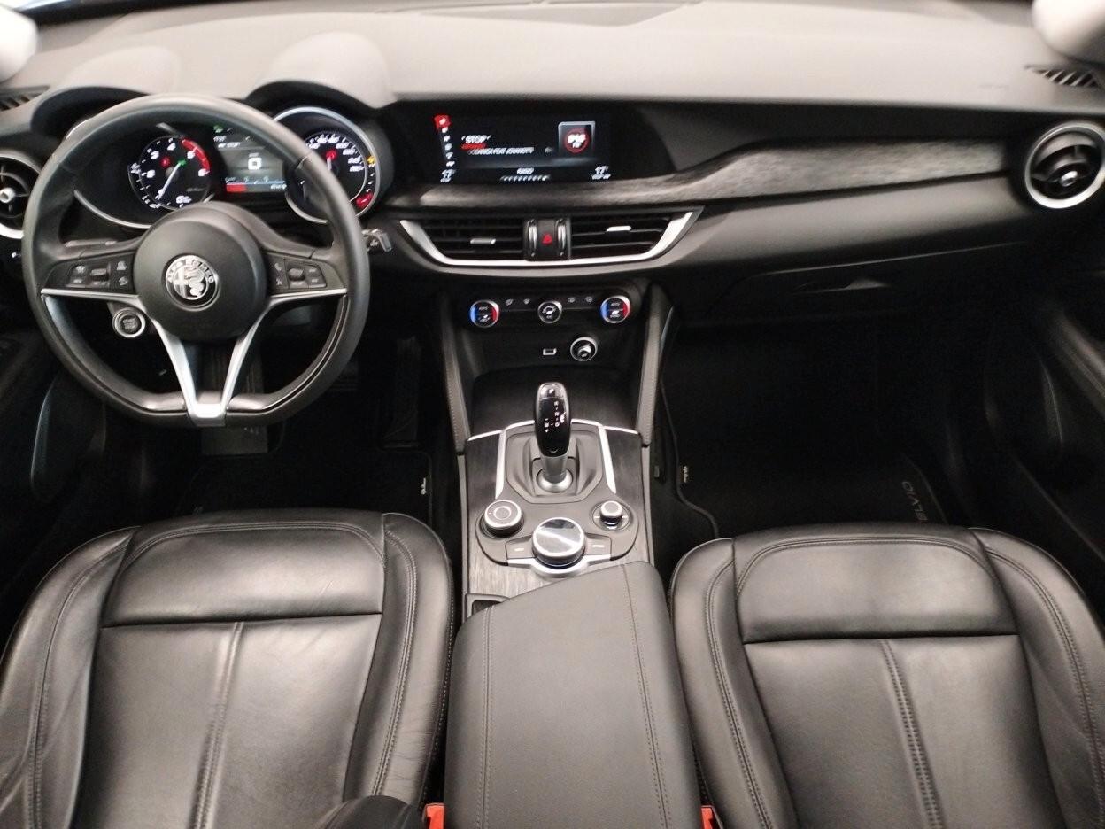 Alfa Romeo Stelvio 2.2 t Business rwd 160cv auto my19