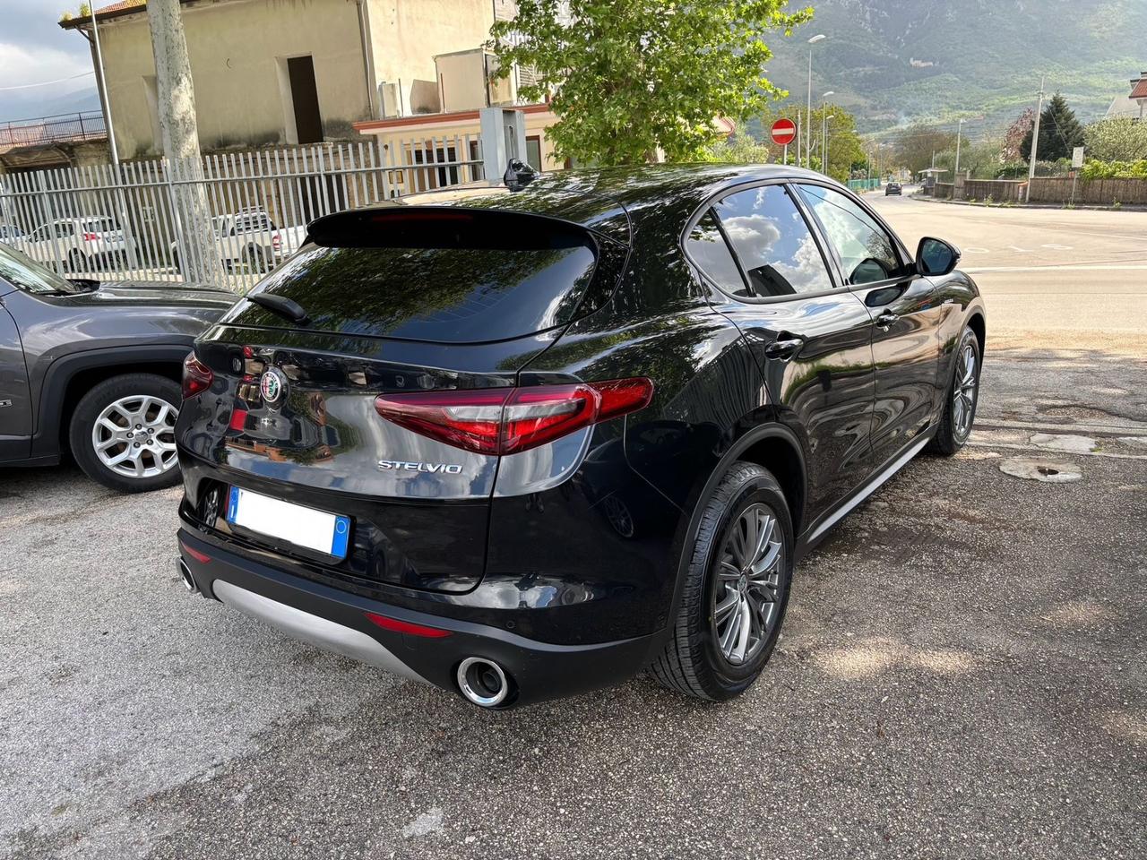 Alfa Romeo Stelvio 2.2 Turbodiesel 160 CV AT8 RWD Business