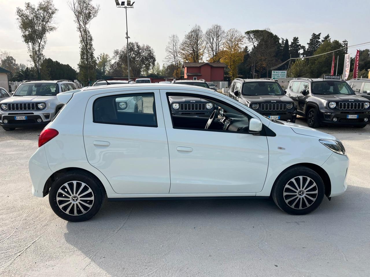 Mitsubishi Space Star 1.2 Invite SDA