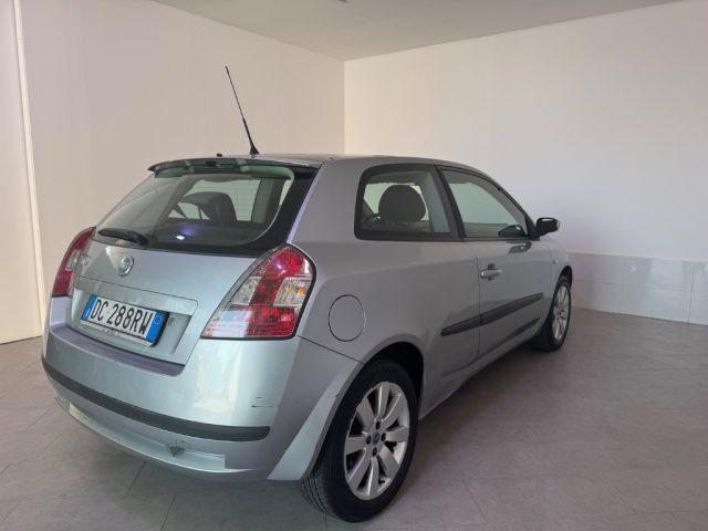 FIAT Stilo 1.6i 16V 3 porte Dynamic