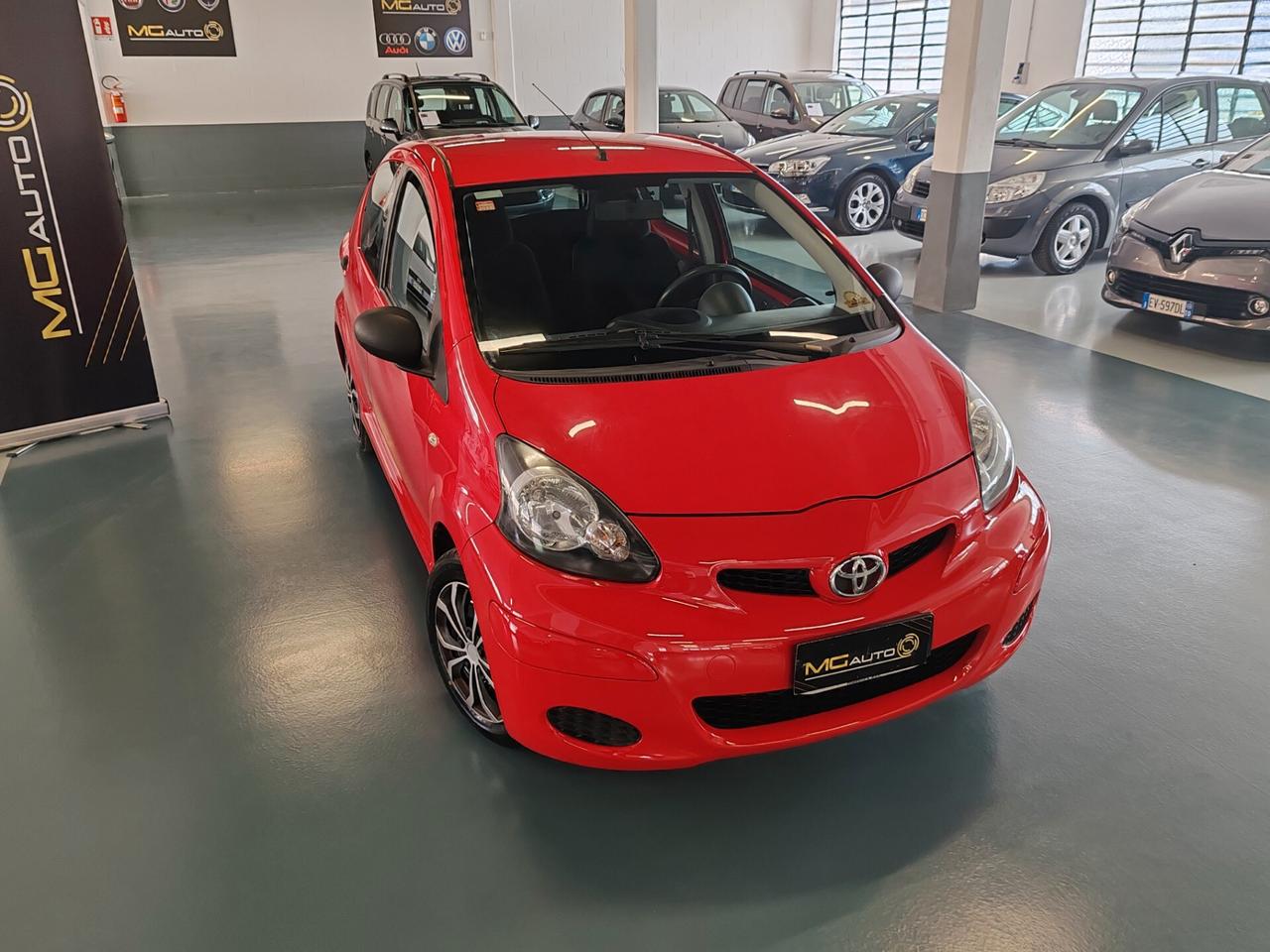 Toyota Aygo 1.0 12V VVT-i 5 porte