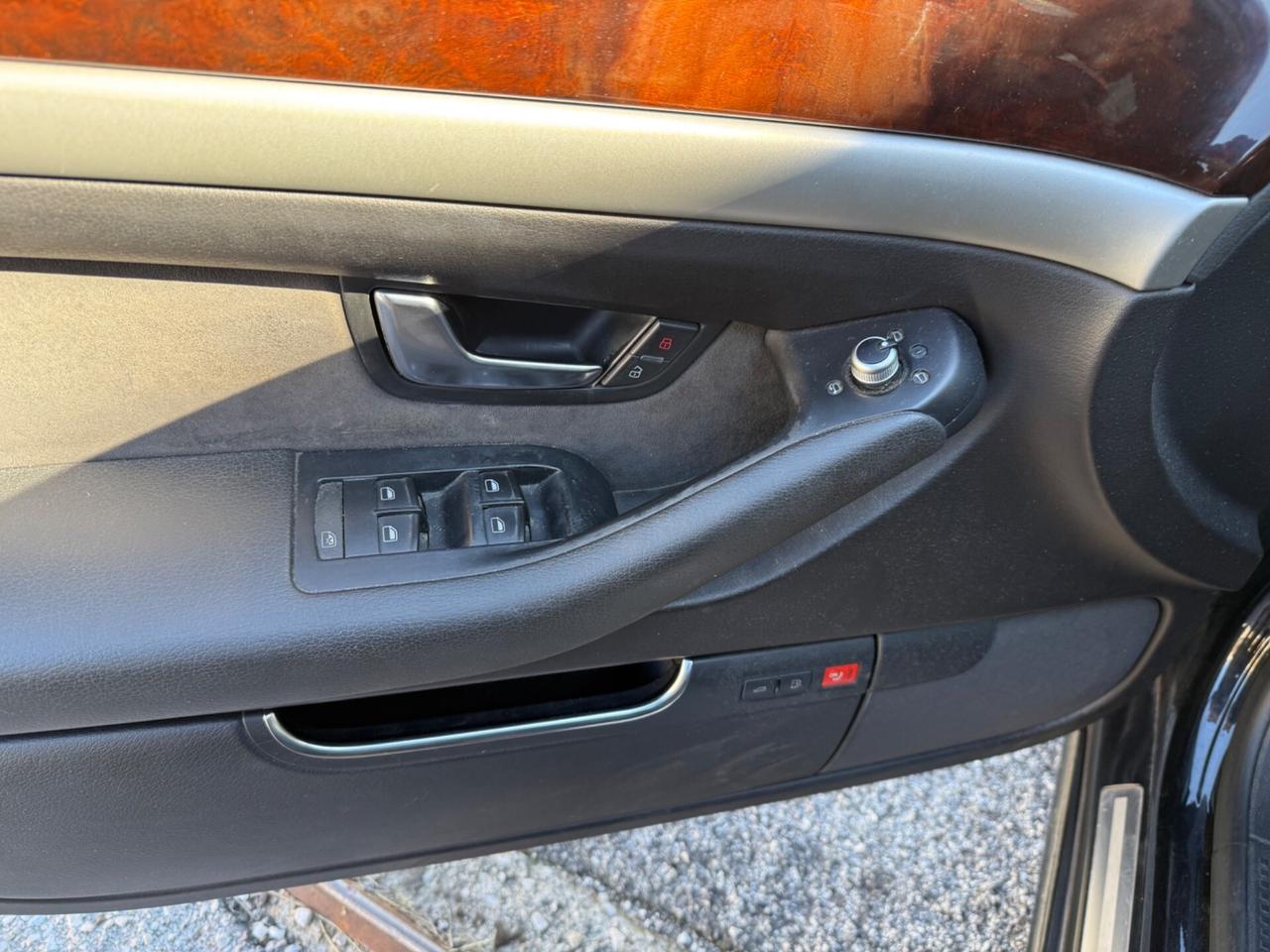 Audi A8 3.0TDI 233cv Quattro