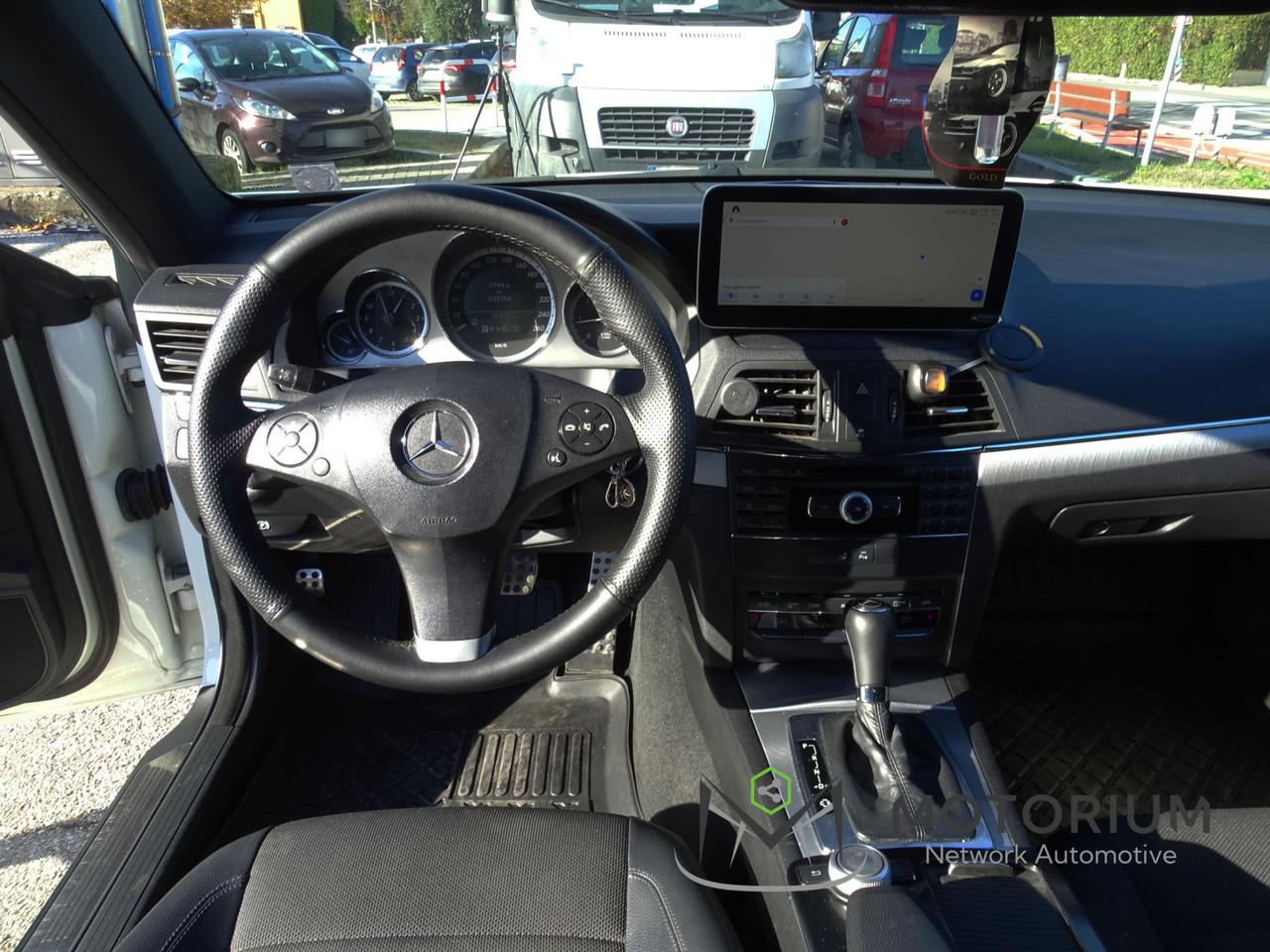 Mercedes-Benz E 220 CDI Coupé BlueEFFICIENCY Avantgarde