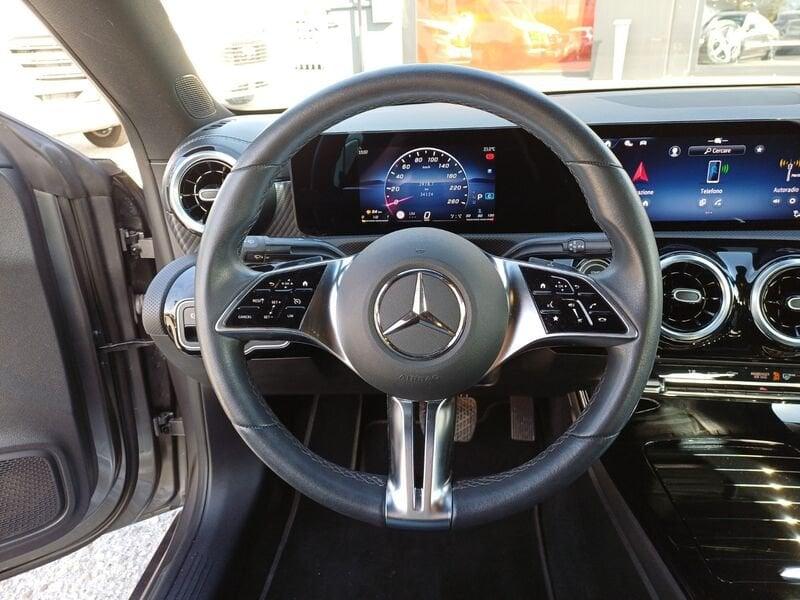 Mercedes-Benz CLA CLA Coupé 200 d Progressive Advanced Plus