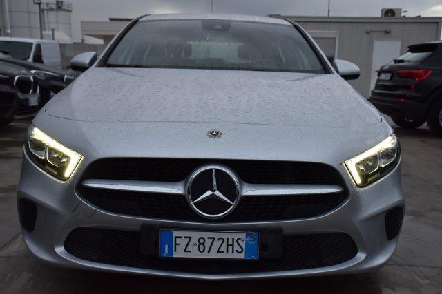 MERCEDES-BENZ A 180 d Automatic Business