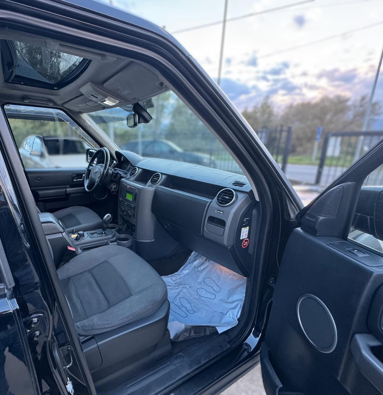 Land Rover Discovery 3 2.7 TDV6 HSE AUTOCARRO 5 POSTI