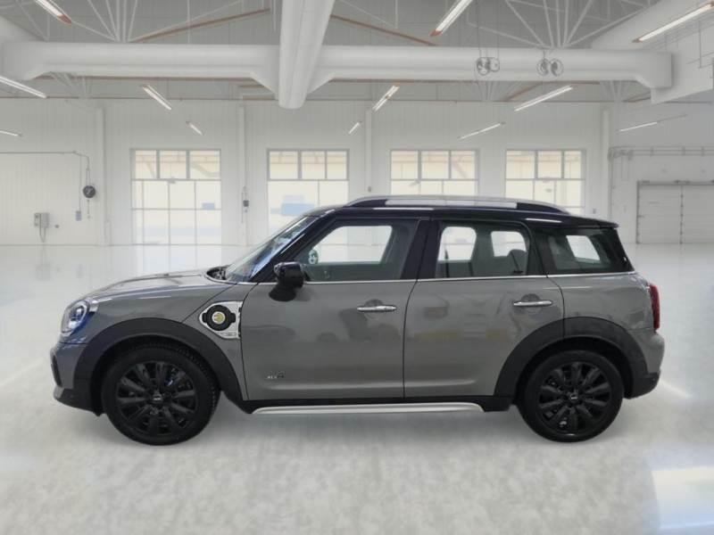 MINI COOPER SE COUNTRYMAN ALL4 BUSINESS AUTOM.
