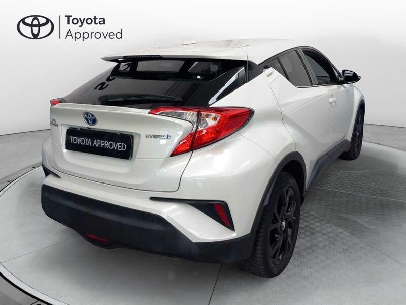 Toyota C-HR (2016-2023) 1.8 Hybrid E-CVT Trend