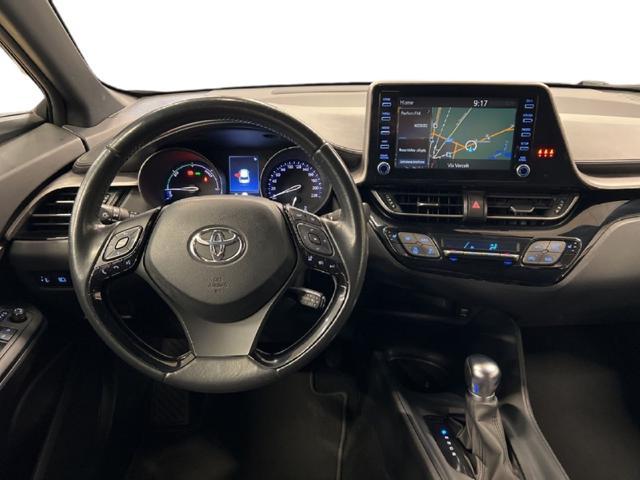 TOYOTA C-HR 1.8 Hybrid E-CVT Business