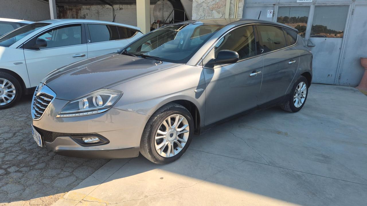 Lancia Delta 1.6 MJT DPF Gold