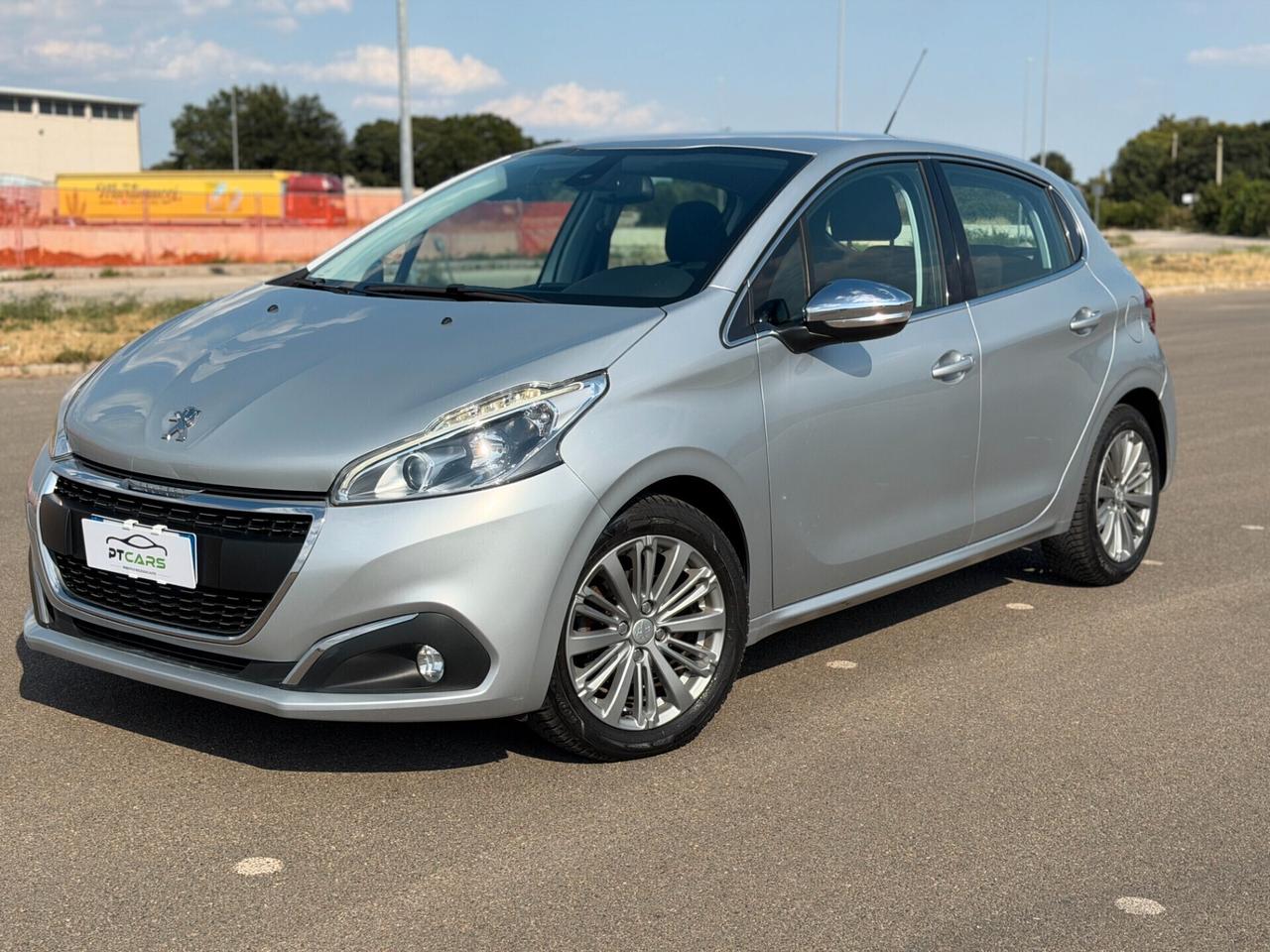 Peugeot 208 1.6 BlueHDi 100cv 5 porte Allure