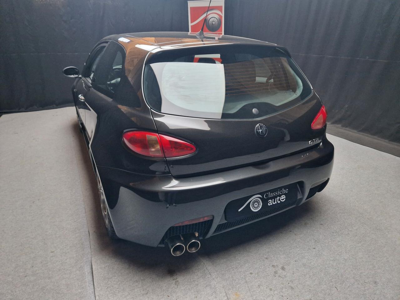 Alfa Romeo 147 3.2i V6 24V GTA ASI CON CRS