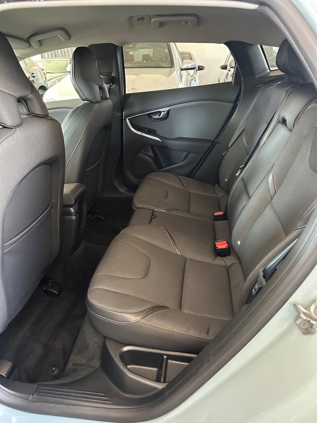 Volvo V40 Cross Country D2 Pro