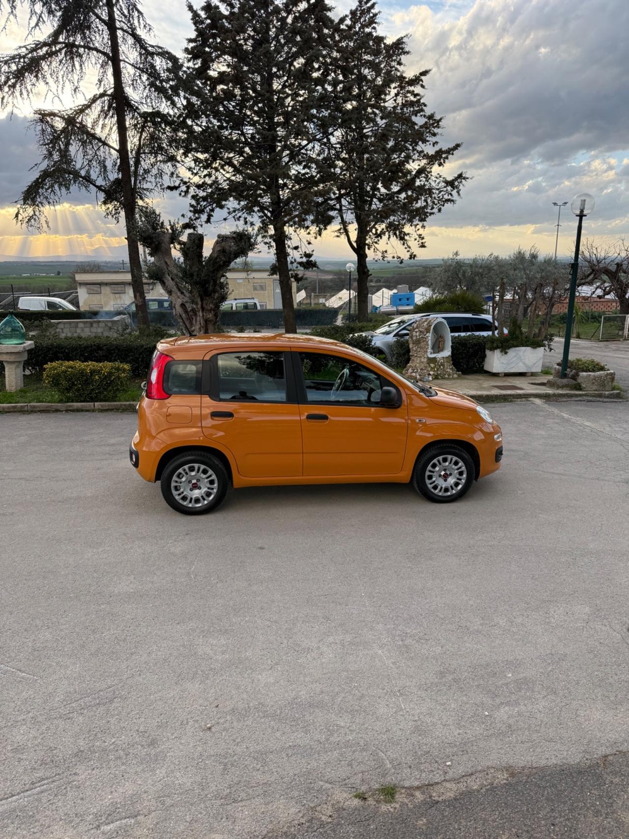 Fiat Panda 1.2 Connected by Wind