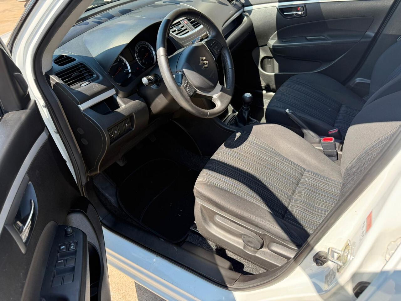 Suzuki Swift 1.3 DDiS 5 porte B-Top