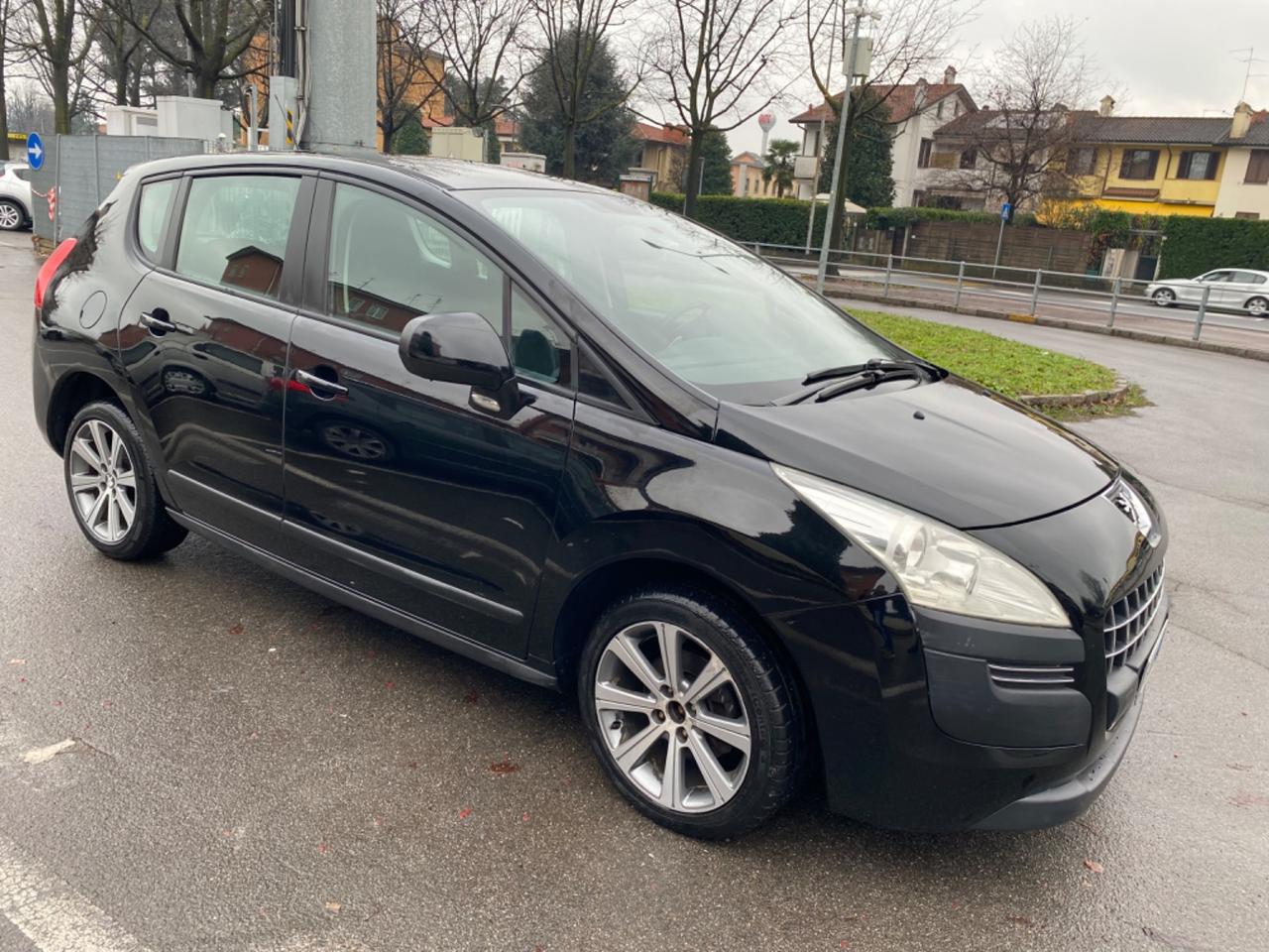 Peugeot 3008 1.6 HDi 110CV cambio robotizzato Premium