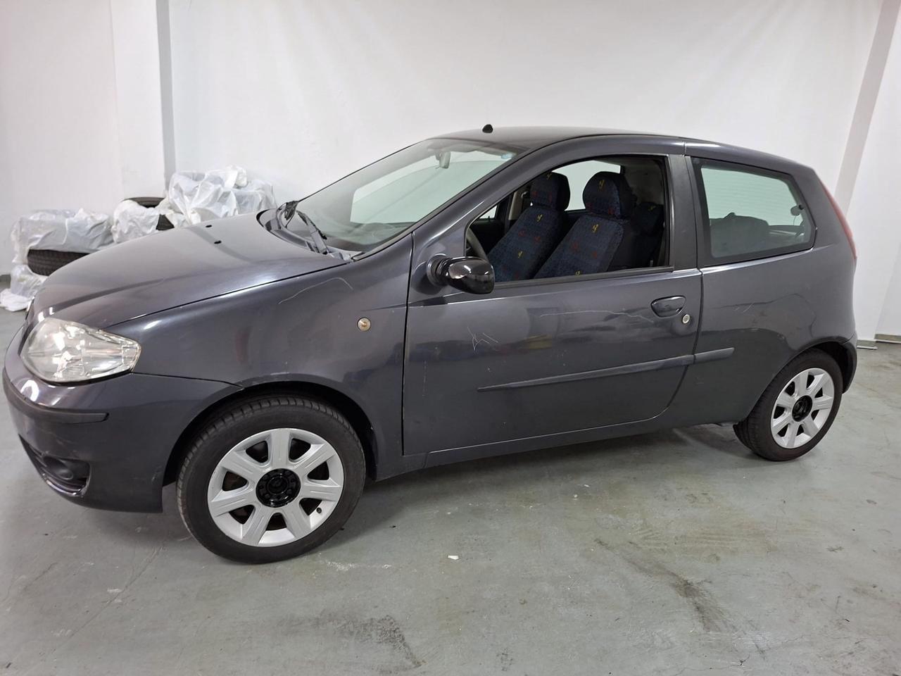Fiat Punto 1.9 JTD 3 porte Dynamic