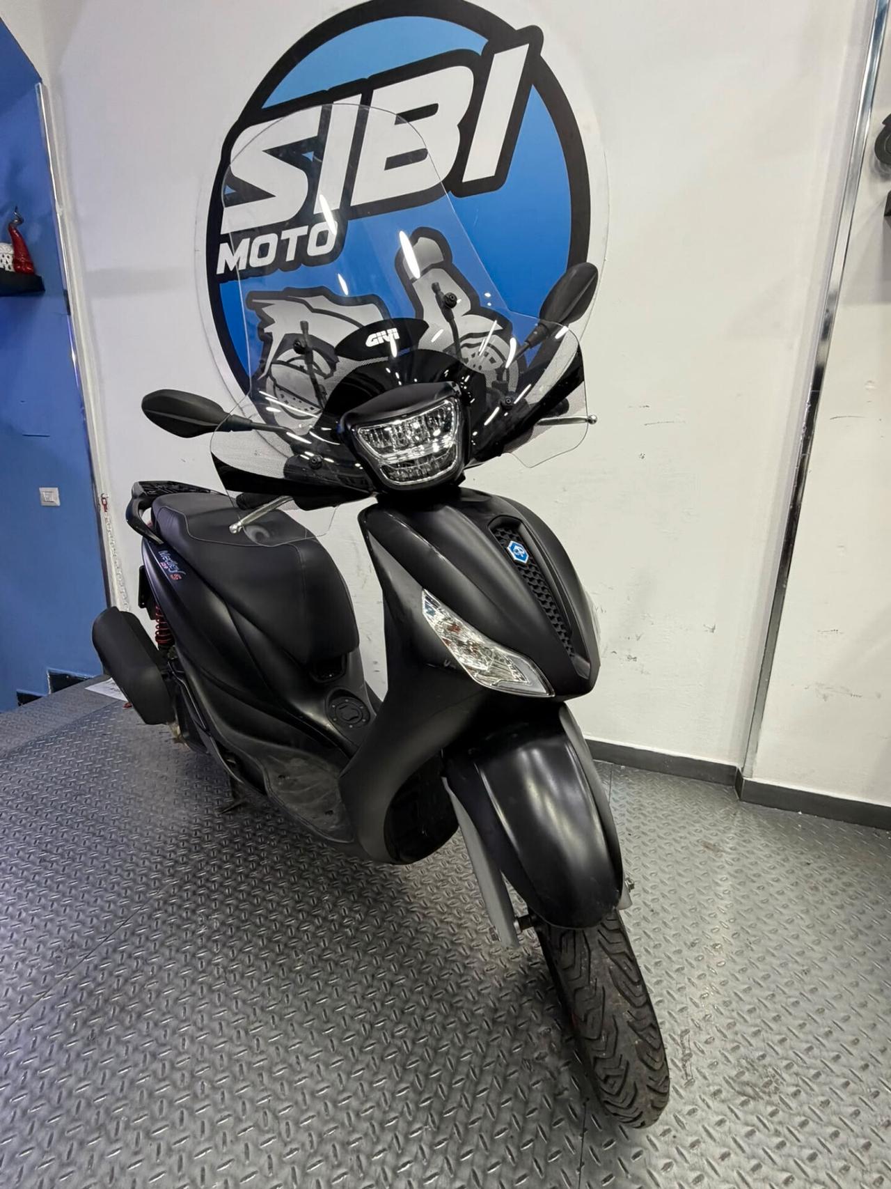 Piaggio Medley 150