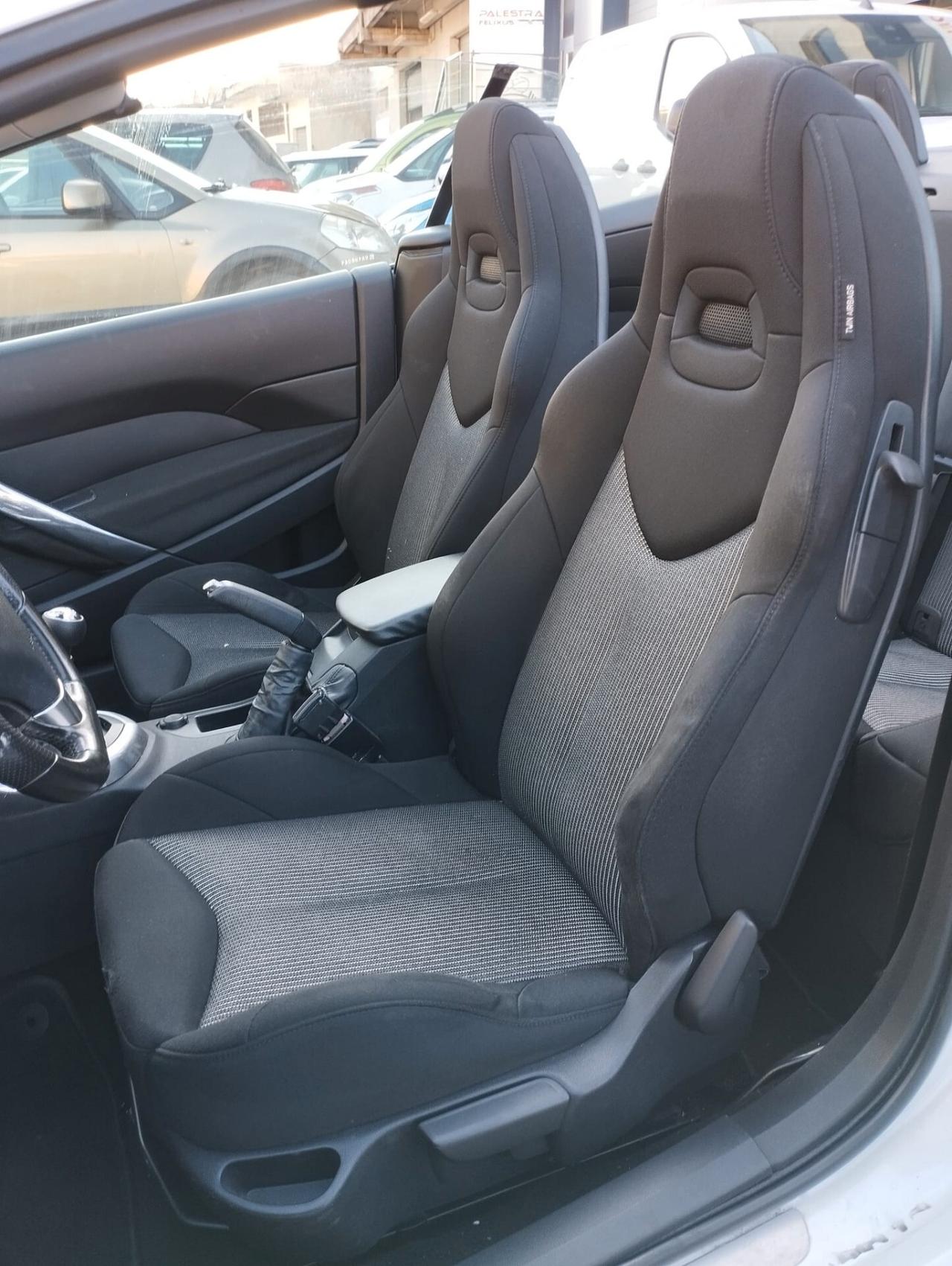 Peugeot 308 2.0 HDi 163CV CC Allure