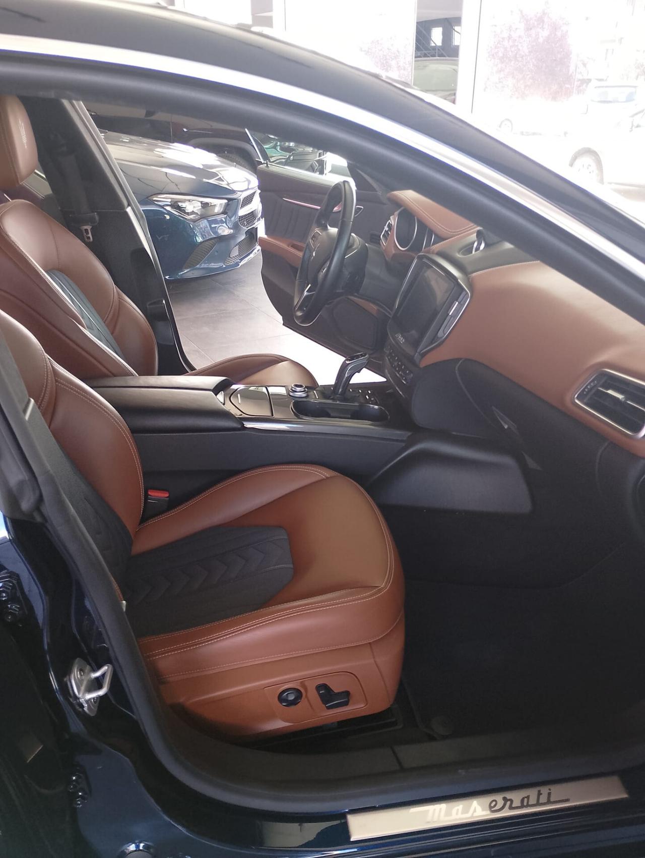 Maserati Ghibli V6 Granlusso