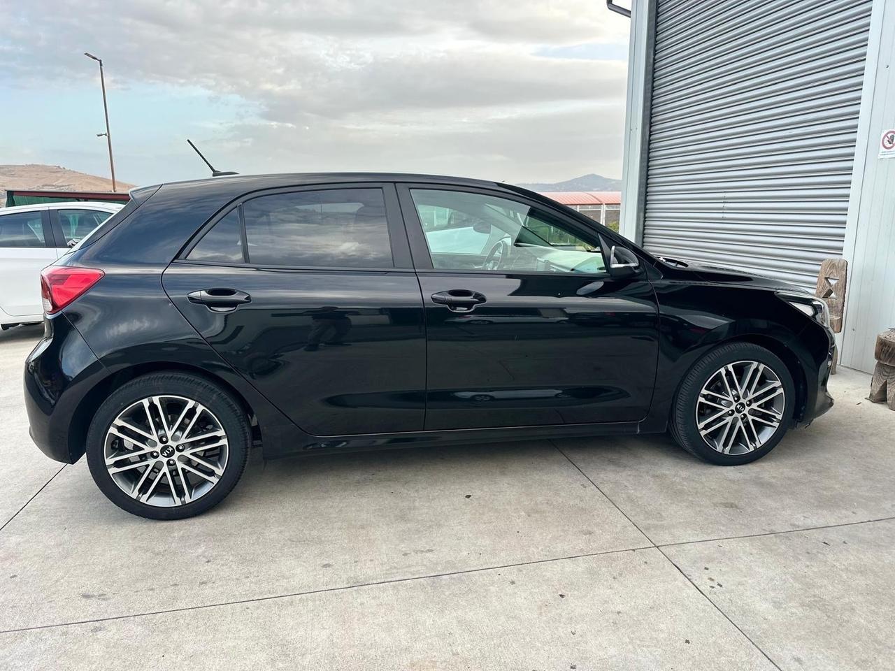 Kia Rio 1.4 CRDi 90CV 5 porte Cool