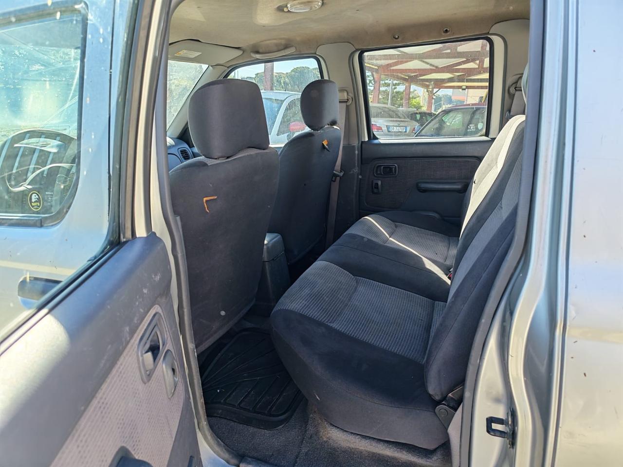 Nissan Pick Up Pick-up 2.5 TD 4 porte Double Cab