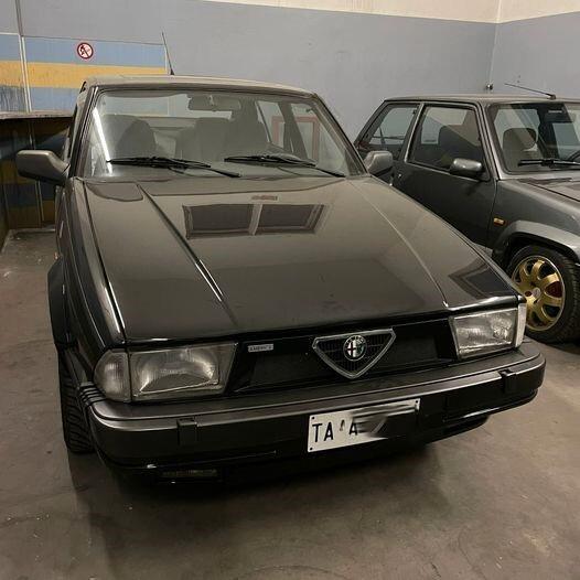 Alfa Romeo 75 1.8i turbo America 155cv iscritta asi