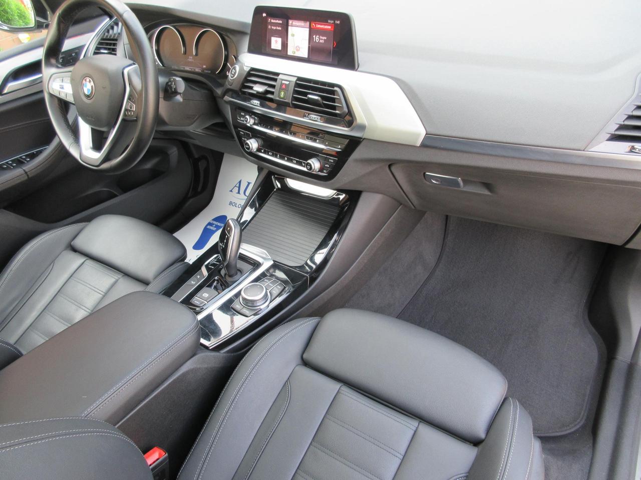 BMW X3 xdrive20d mhev 48V xLine auto