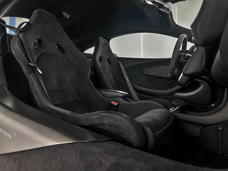 McLaren 570S Coupe - McLaren Milano