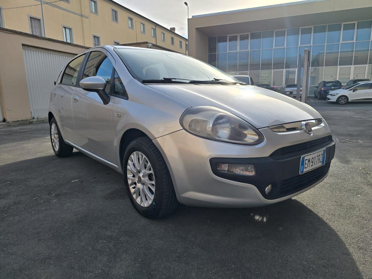 Fiat Punto evo 1.2 dynamic 130 mila km perfetta neopatentati ok