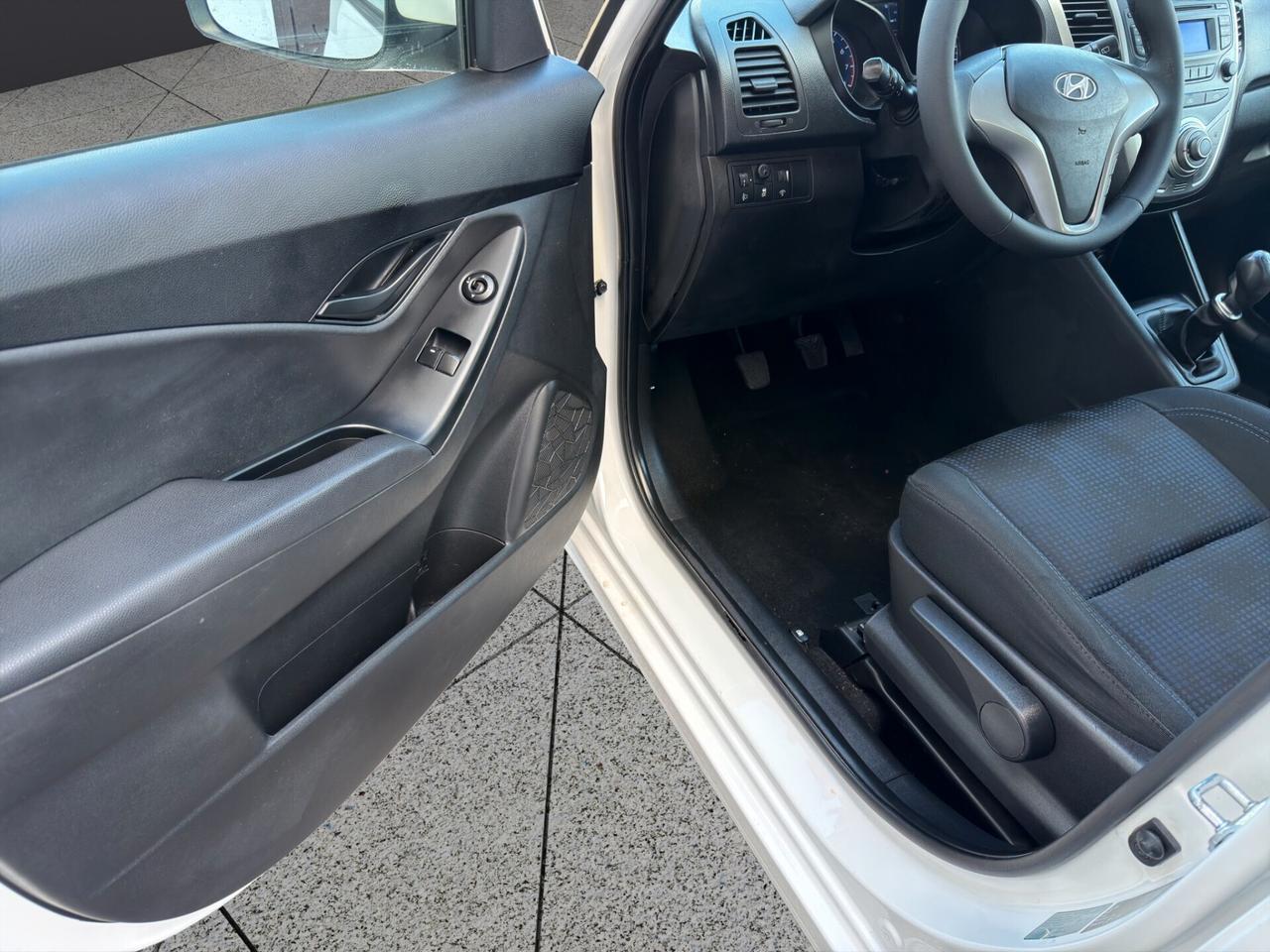 Hyundai iX20 1.4 90 CV GPL-SENSORI PARCHEGGIO