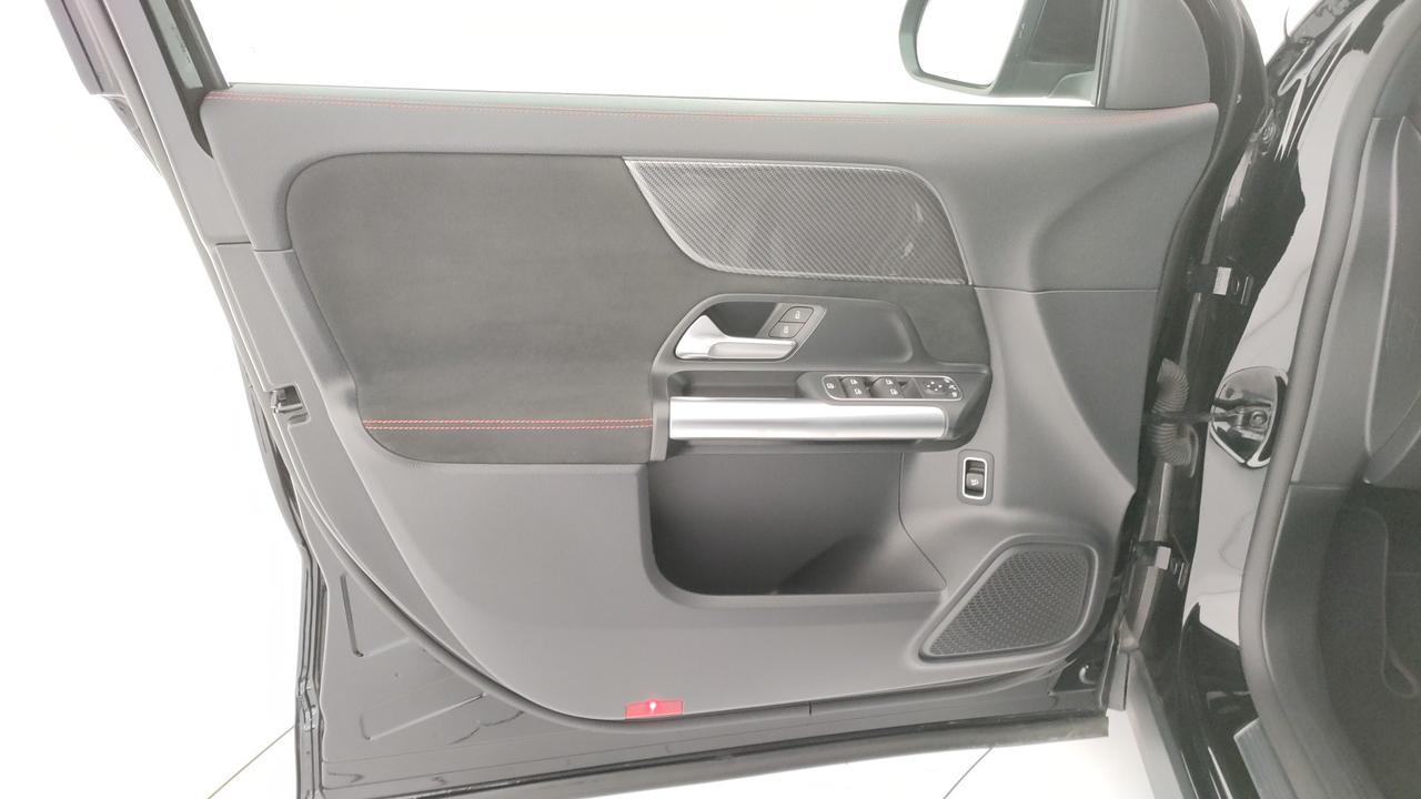 Mercedes-Benz GLA 180 d Premium auto