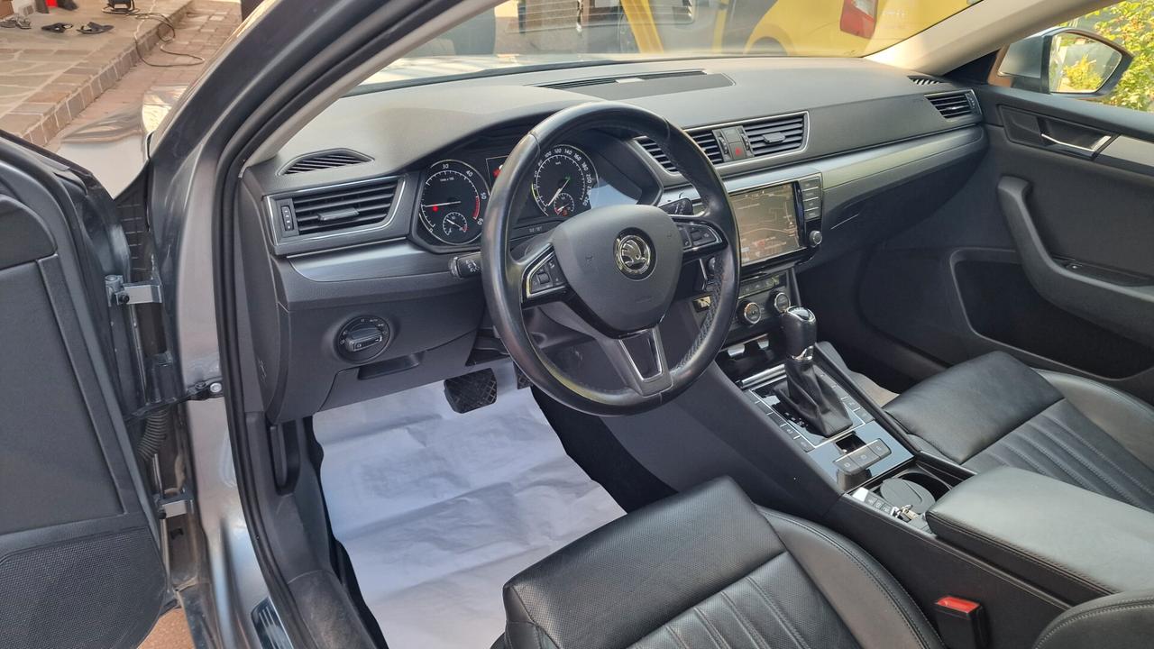 Skoda Superb 2.0 TDI DSG Executive