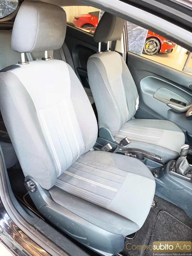 FORD Fiesta 1.4 3 porte Bz.- GPL Titanium