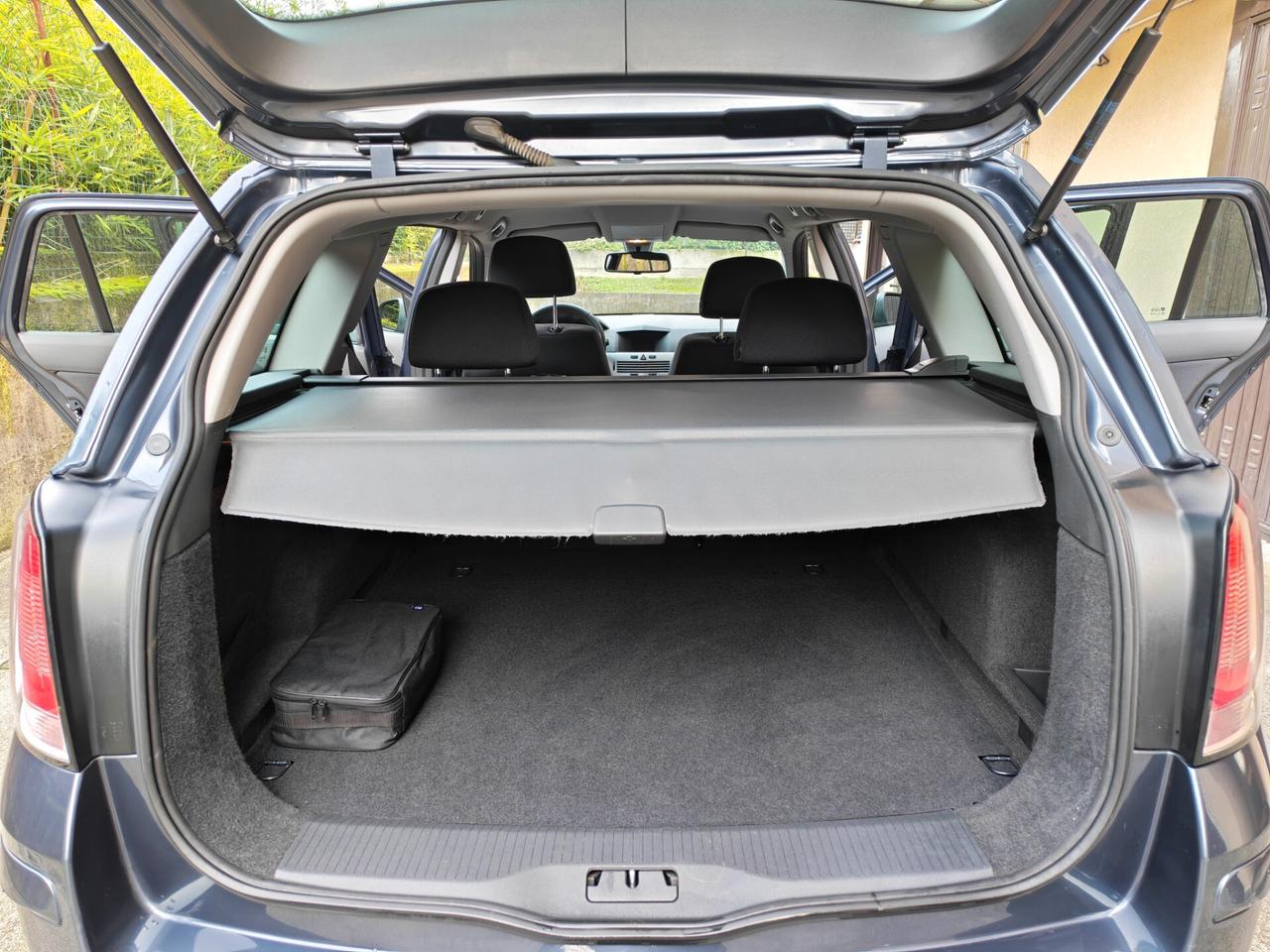 Opel Astra Wagon 1.6 BENZINA-GPL 115cv / 84.000km