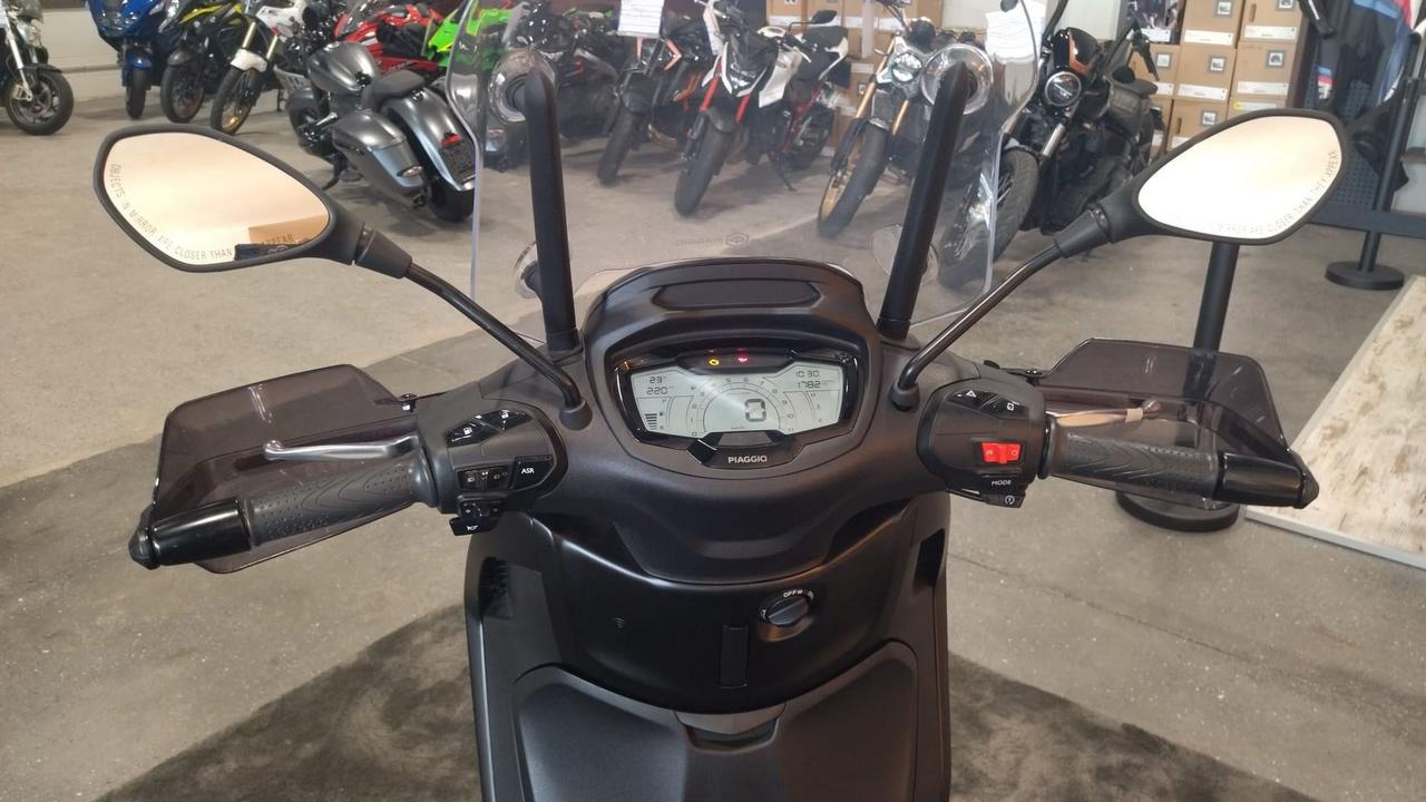 PIAGGIO Beverly - Beverly 400 ie abs-asr Black Edition