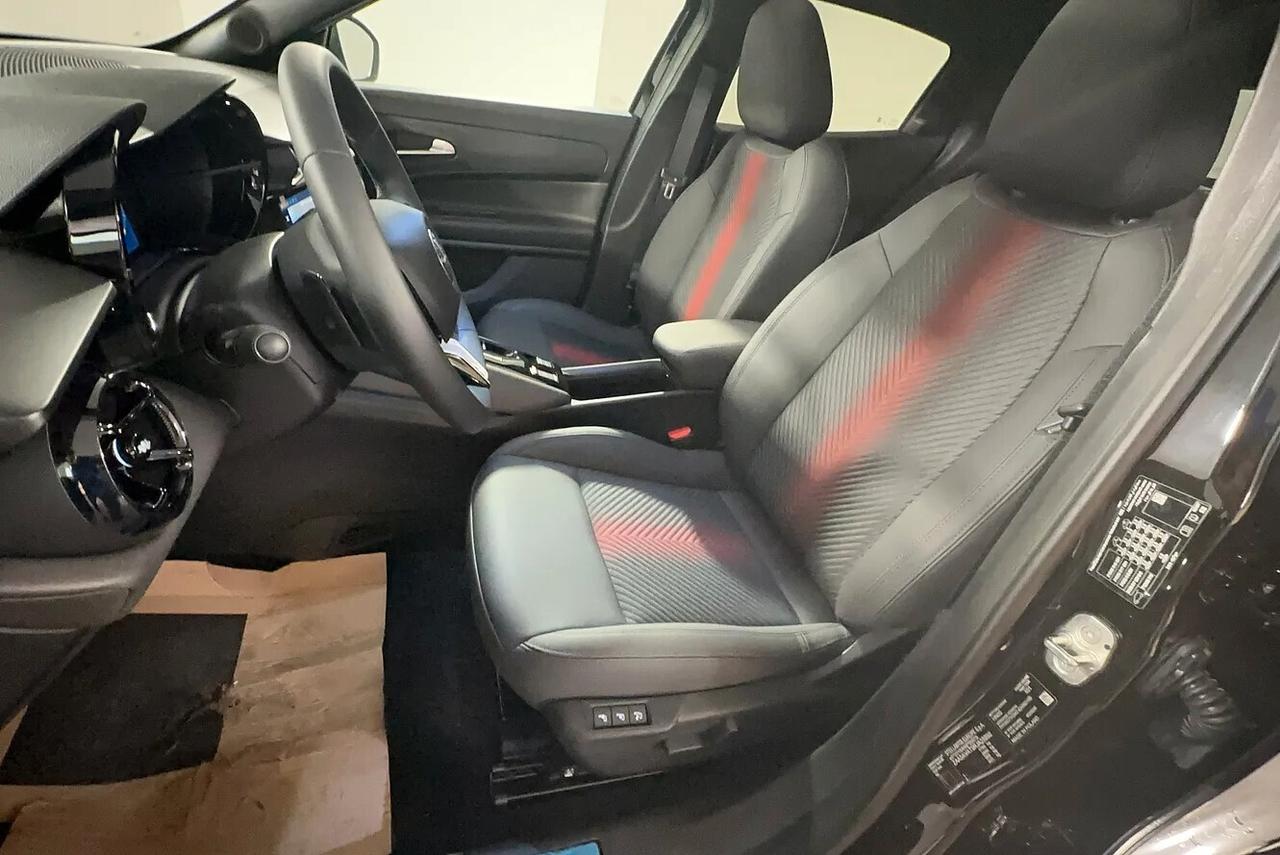 Alfa Romeo Junior 1.2 145 CV Hybrid eDCT6 Q4