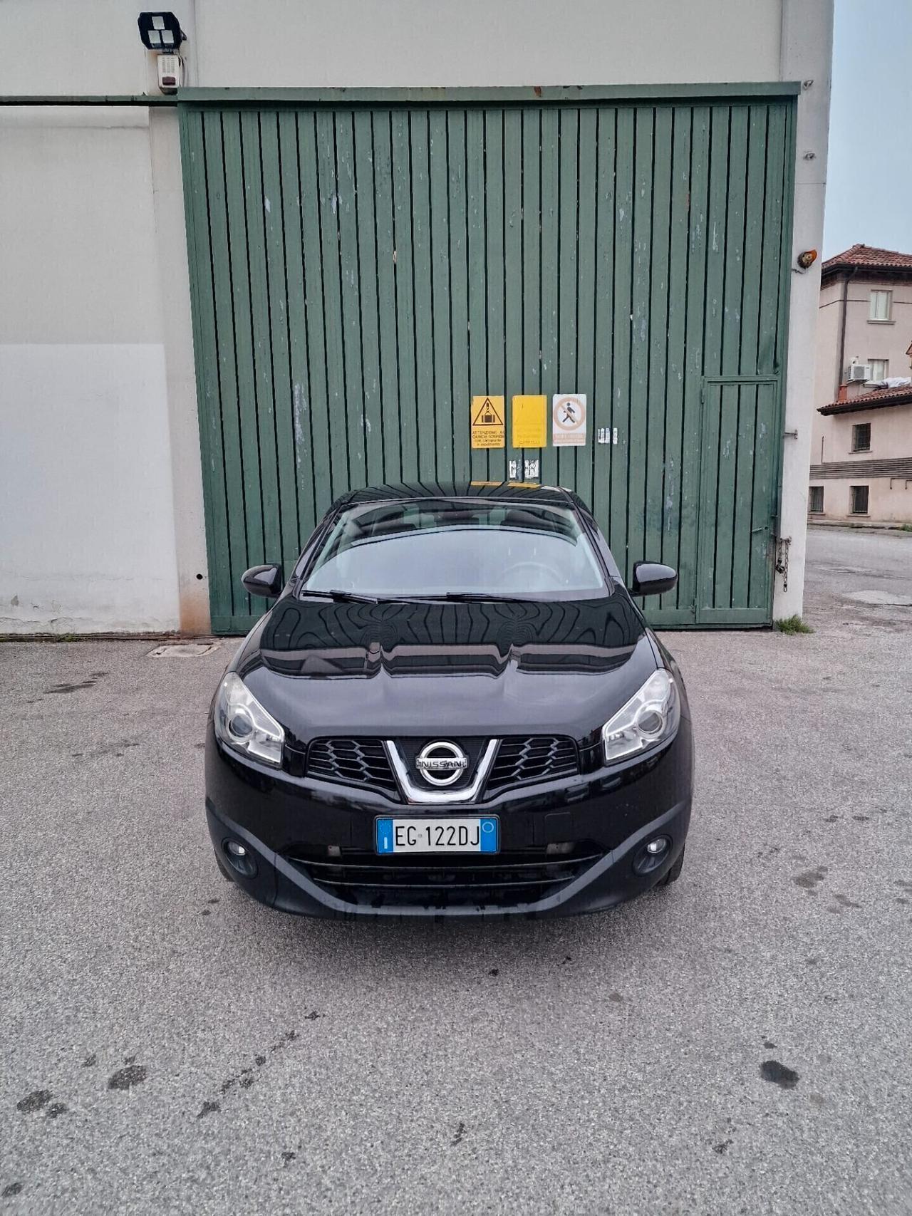 Nissan Qashqai 2.0 dCi DPF Tekna