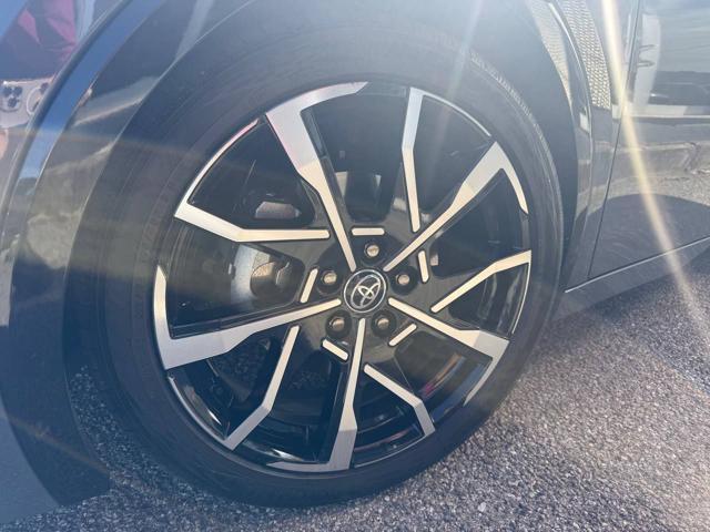 TOYOTA Prius 2.0 Plug-in Hybrid Lounge