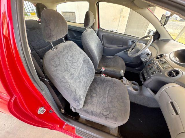 TOYOTA Yaris 1.0i 16V cat 3 porte - PRIMO PREZZO -