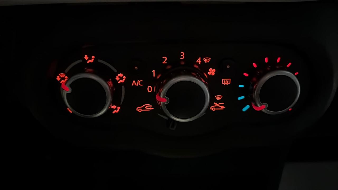 RENAULT TWINGO DEL 2018 1000 BENZINA 90.000 KM