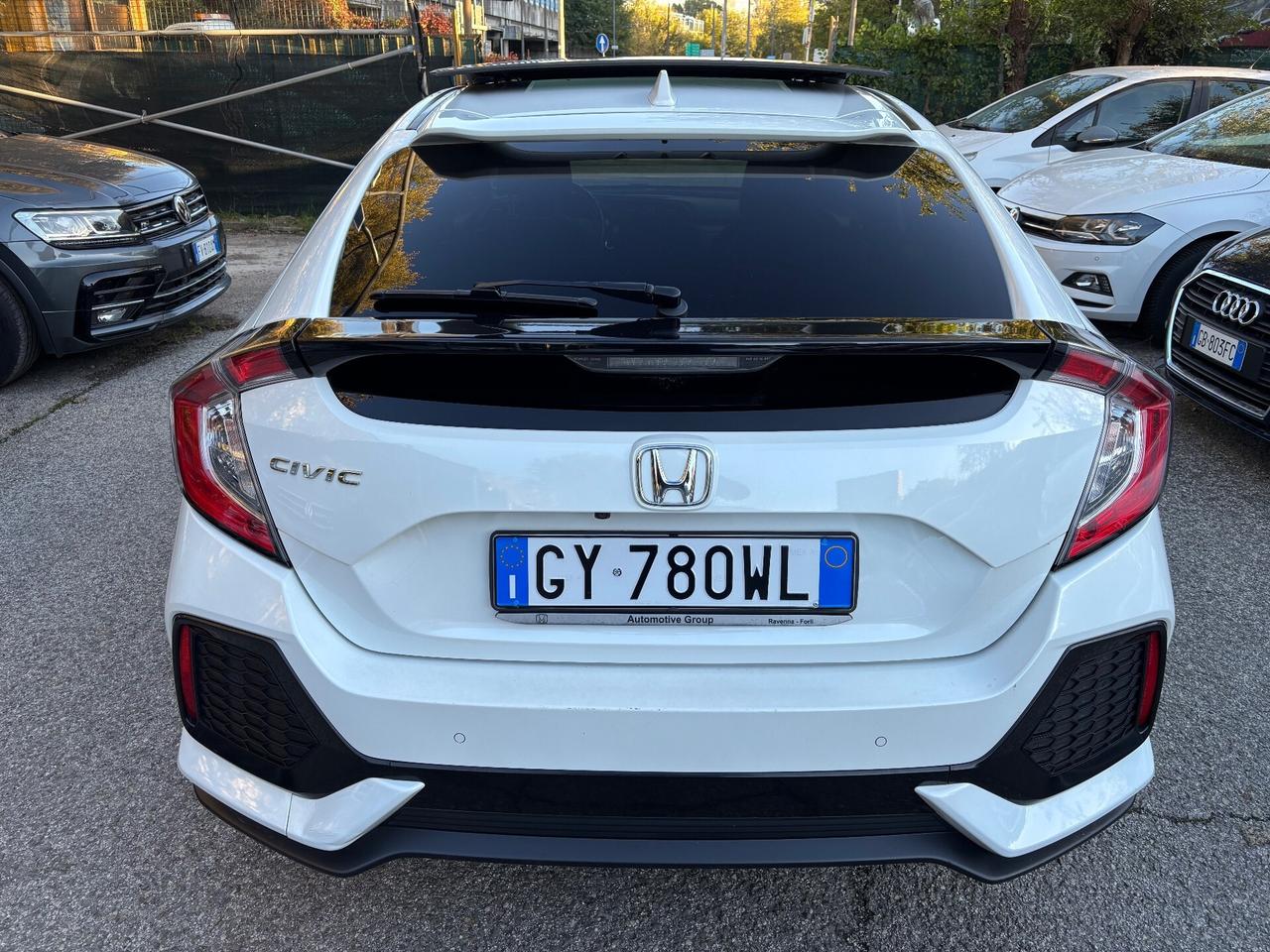 Honda Civic 1.6 5 porte Executive Premium
