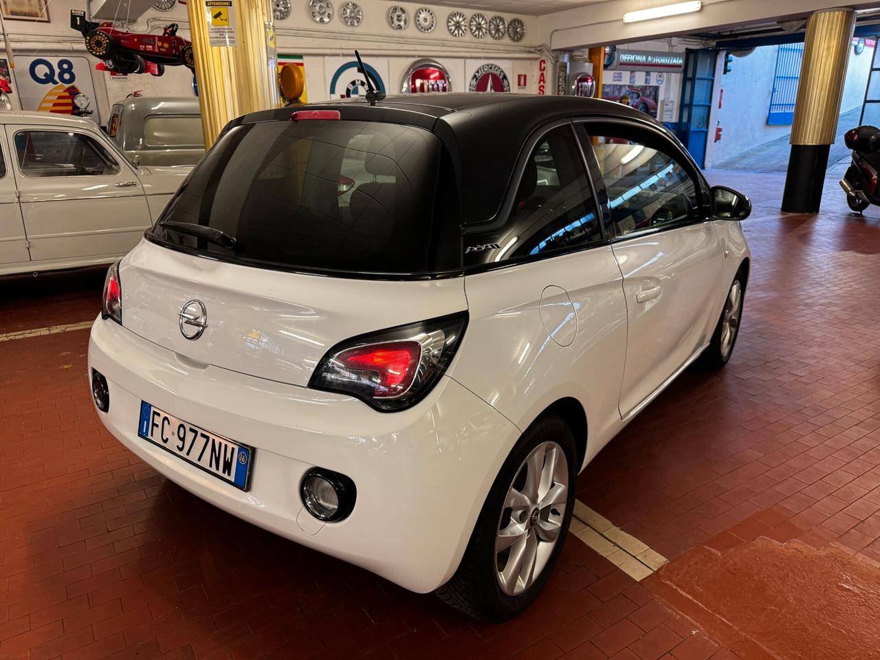 Opel Adam 1.2 70 CV Jam