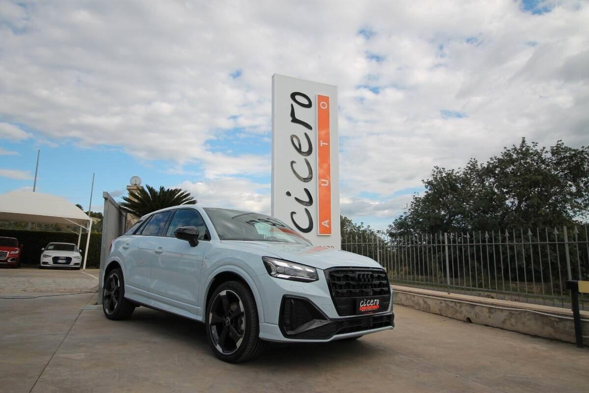 Audi Q2 35 TFSI 150CV Identity Black 11.2025