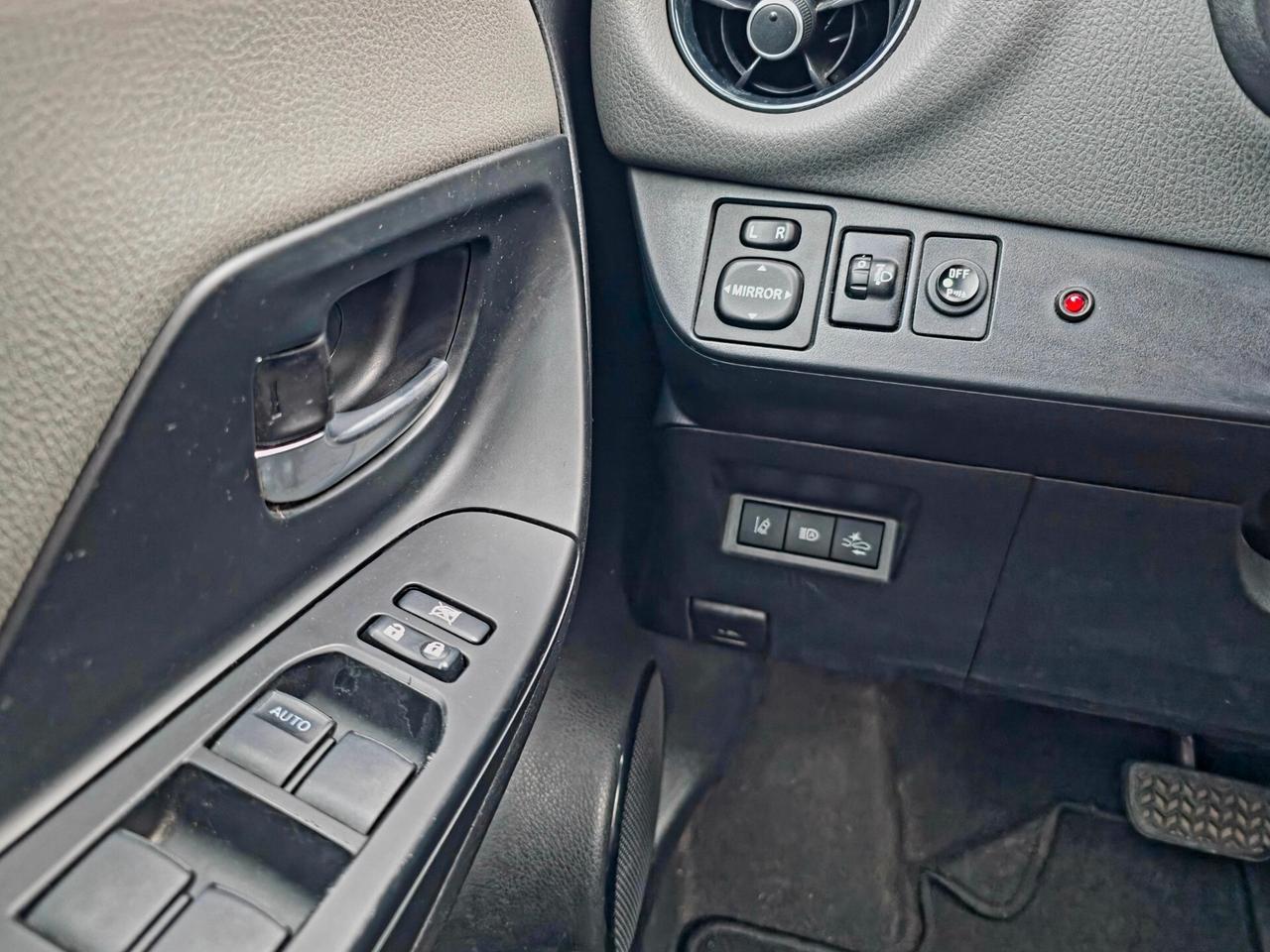 Toyota Yaris 1.5 Hybrid 5 porte Active 2018-E6 Automatico NEO