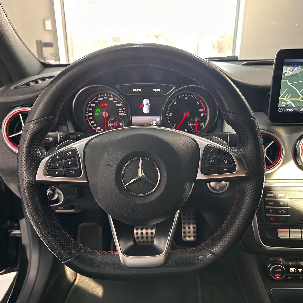 Mercedes-benz GLA 220 d AMG PREMIUM Night Edition